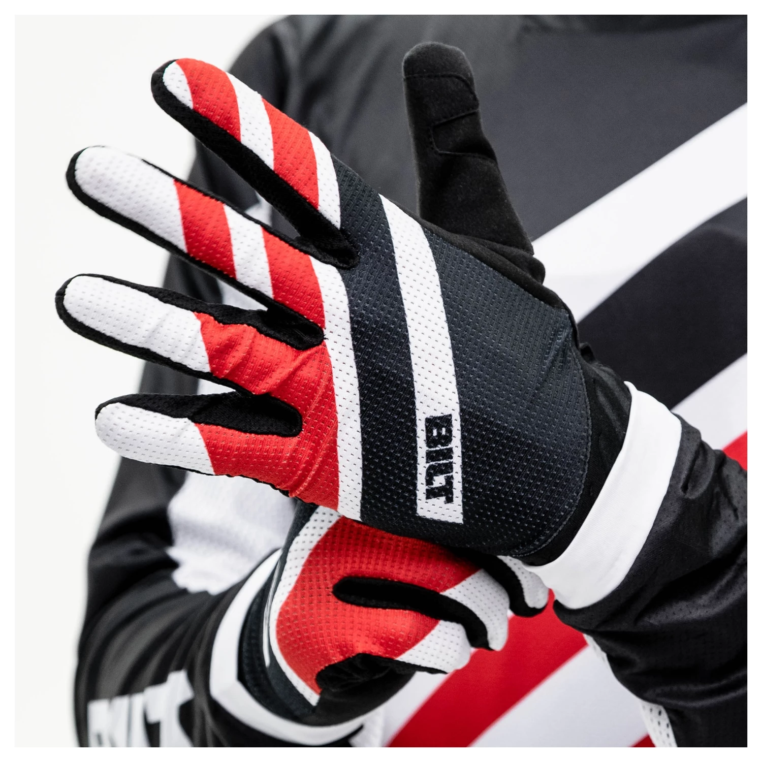 BILT Lux Sleek Gloves 6 BILT Lux Sleek Gloves - Image 4